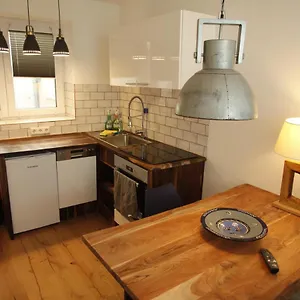  Apartment Little No. 1